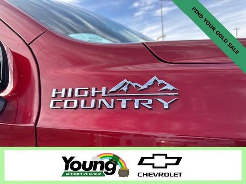 New 2026 Chevrolet Suburban High Country image 10