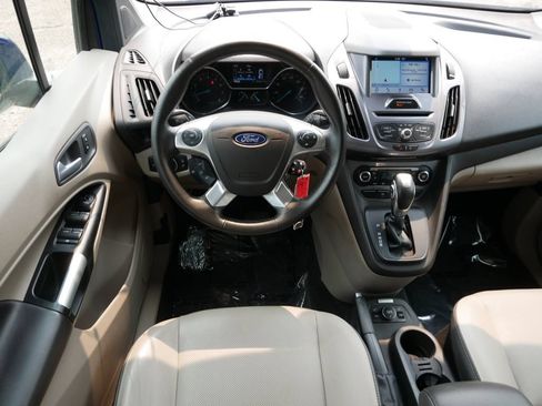 Certified 2017 Ford Transit Connect Titanium FWD image 16