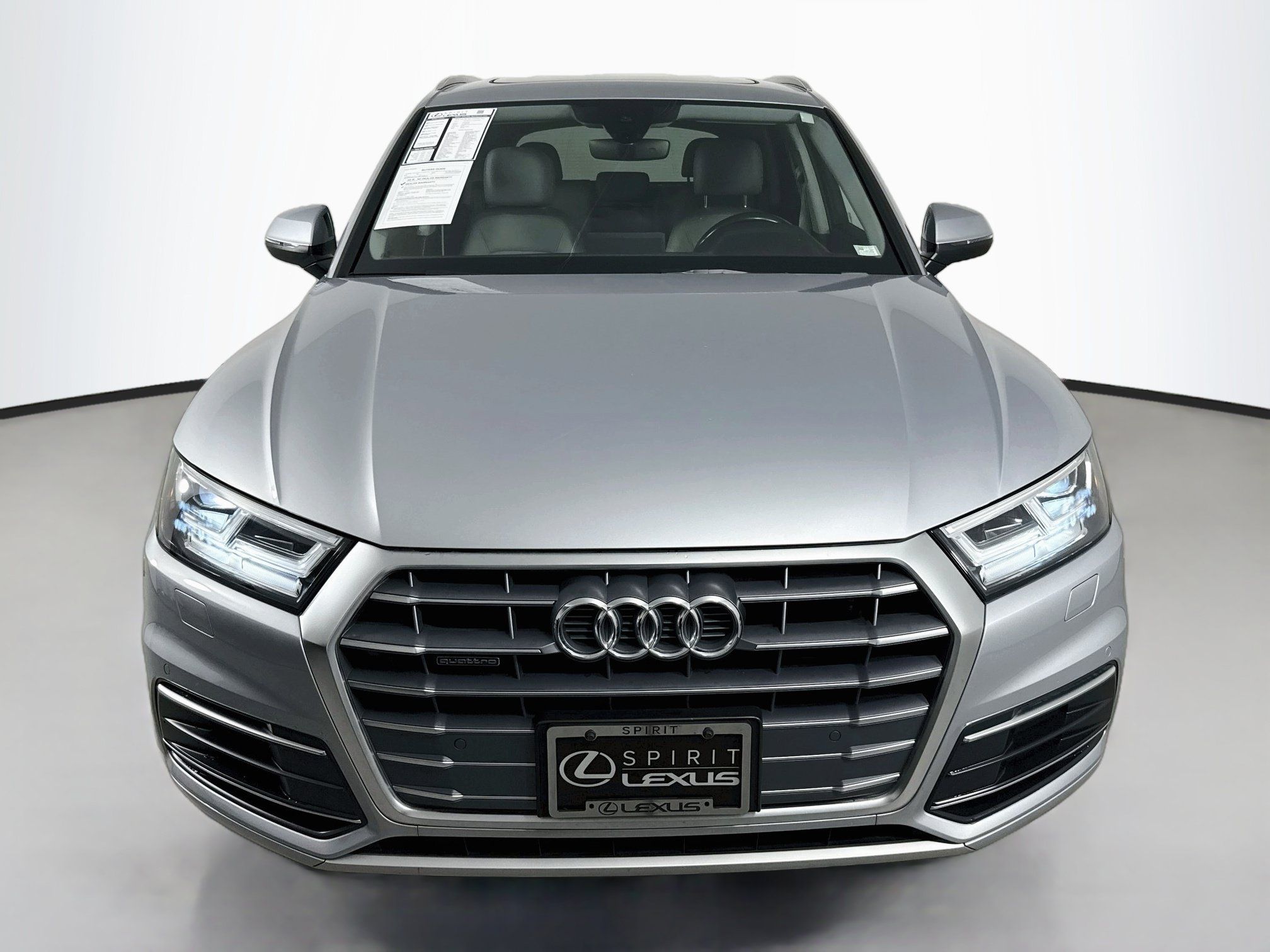 Used 2018 Audi Q5 2.0T Premium Plus w/ Premium Plus Package AWD/4WD image 2