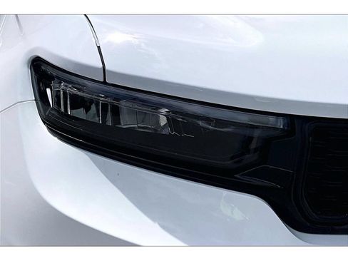 Used 2025 Jeep Grand Cherokee L Altitude AWD/4WD image 30