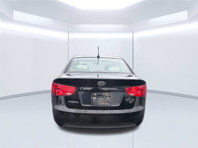 Used 2012 Kia Forte EX FWD image 4