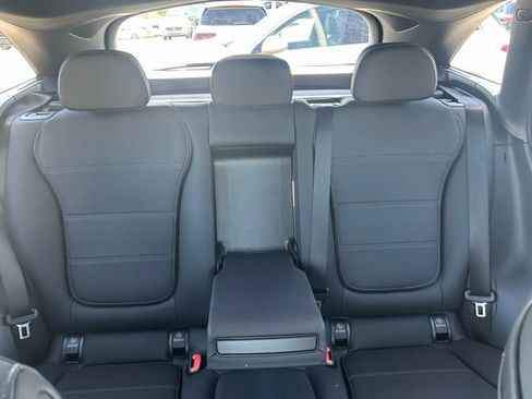 Used 2025 Mercedes-Benz GLC 300 image 35