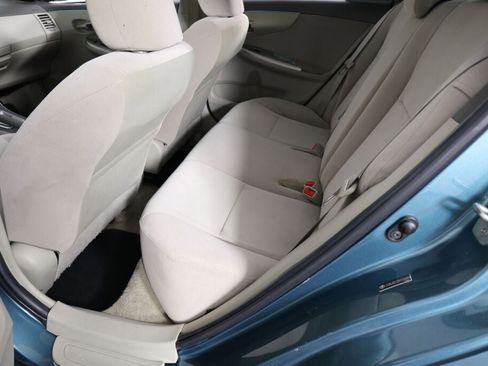 Used 2010 Toyota Corolla LE FWD image 17