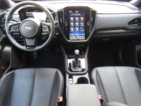 Used 2025 Subaru Forester Touring AWD/4WD image 31