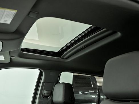 New 2026 GMC Sierra 1500 SLT w/ SLT Premium Plus Package image 8