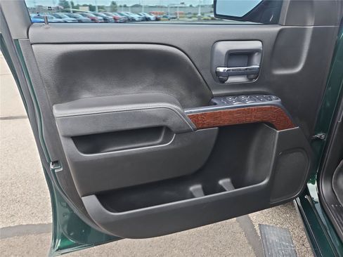 Used 2014 GMC Sierra 1500 SLE w/ SLE Value Package AWD/4WD image 16