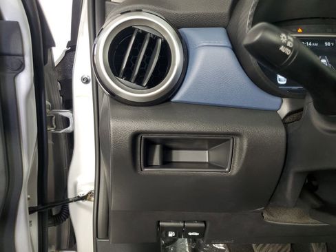 New 2025 Nissan Versa SV w/ Trunk Package image 26