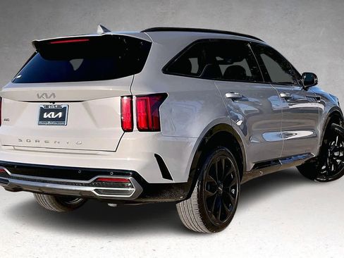 Used 2022 Kia Sorento SX image 22