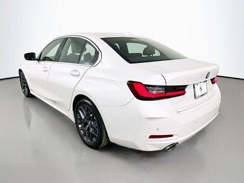 Used 2025 BMW 330i Sedan w/ Convenience Package image 7