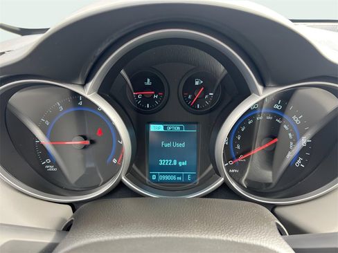 Used 2015 Chevrolet Cruze LS image 23