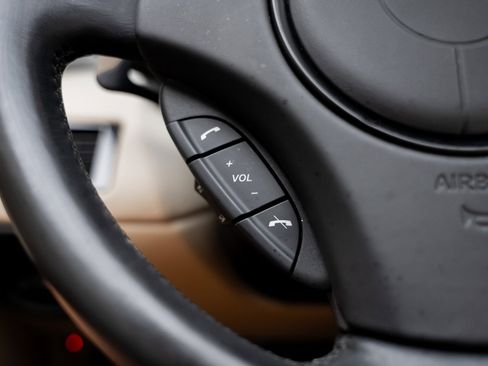 Used 2016 Aston Martin DB9 GT image 46