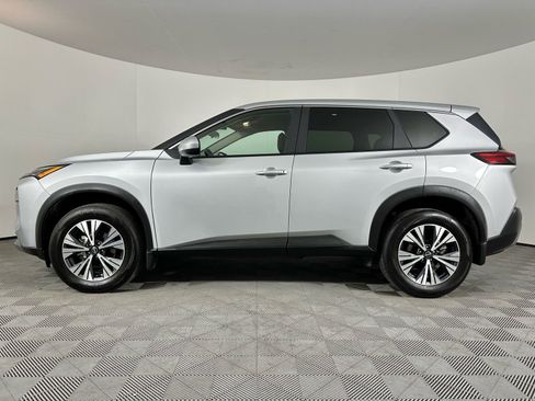 Used 2023 Nissan Rogue SV AWD/4WD image 17