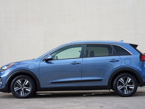 Used 2020 Kia Niro EX Premium FWD image 8
