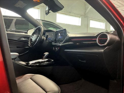 Used 2024 Chevrolet Trax RS w/ Driver Confidence Package image 14