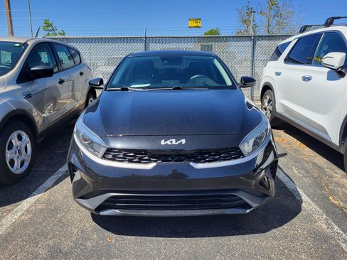 Used 2022 Kia Forte Sedan FWD image 12