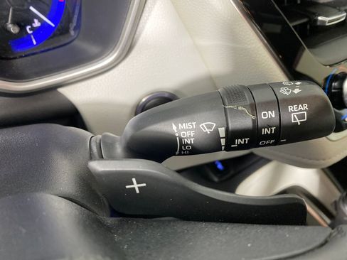 Used 2022 Toyota Corolla XSE image 15