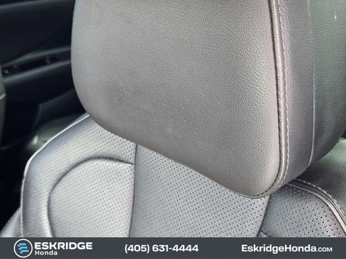 Used 2024 Hyundai Elantra Limited FWD image 16