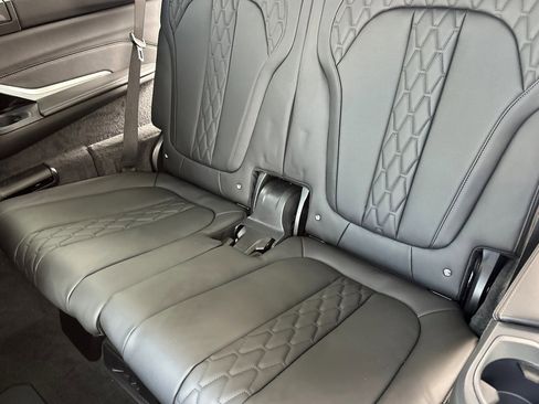 New 2026 BMW X7 M60i AWD/4WD image 27