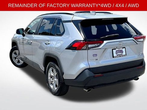 Used 2023 Toyota RAV4 XLE AWD/4WD image 4
