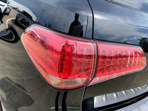 Used 2015 INFINITI QX80 2WD w/ 22" Wheel Package image 27
