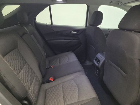 Used 2020 Chevrolet Equinox LT AWD/4WD image 19