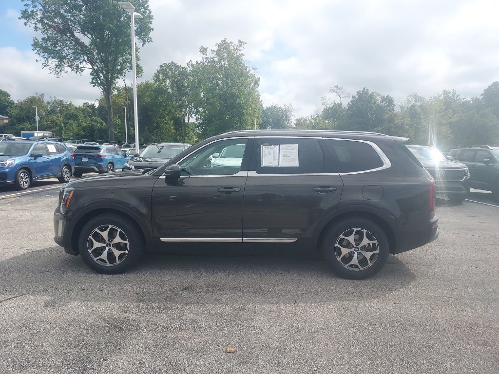 Used 2020 Kia Telluride EX AWD/4WD image 4