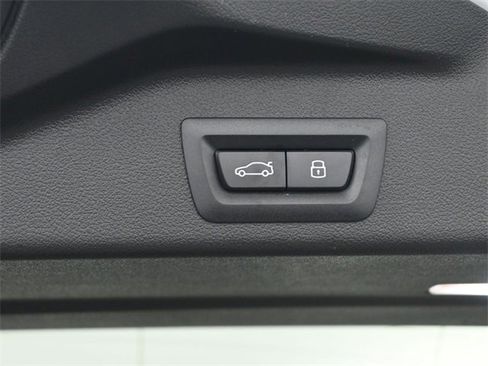 New 2026 BMW X5 xDrive40i w/ Parking Assistance Package image 25