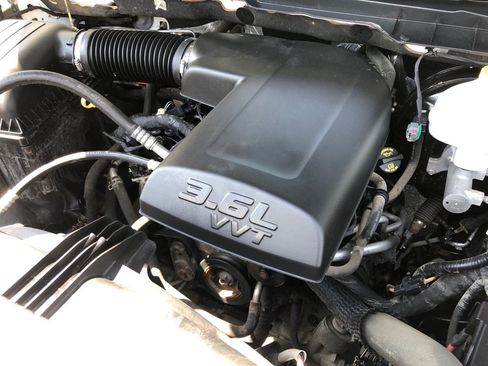 Used 2019 RAM 1500 Tradesman w/ Popular Equipment Group AWD/4WD image 40