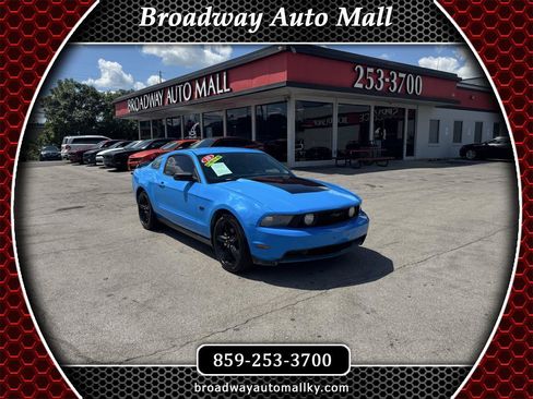 Used 2010 Ford Mustang GT RWD image 1