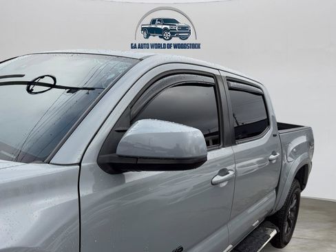 Used 2020 Toyota Tacoma SR5 image 5