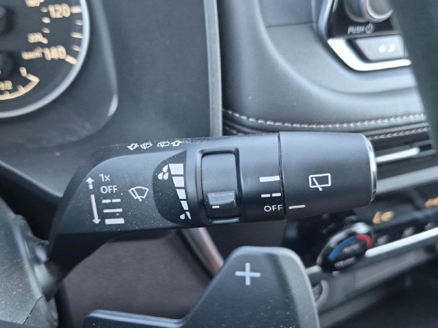 Used 2023 Nissan Rogue SV AWD/4WD image 23