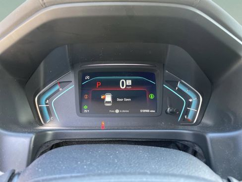 Certified 2024 Honda Odyssey Touring image 11