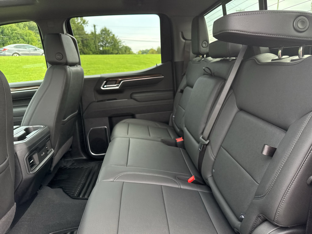 New 2026 Chevrolet Silverado 1500 RST w/ Convenience Package II AWD/4WD image 24