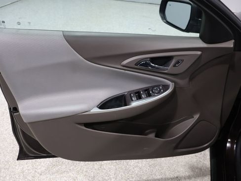 Used 2020 Chevrolet Malibu LS w/ Driver Confidence Package II image 13