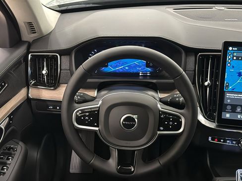 New 2026 Volvo XC90 T8 Plus w/ Protection Package Premier image 12