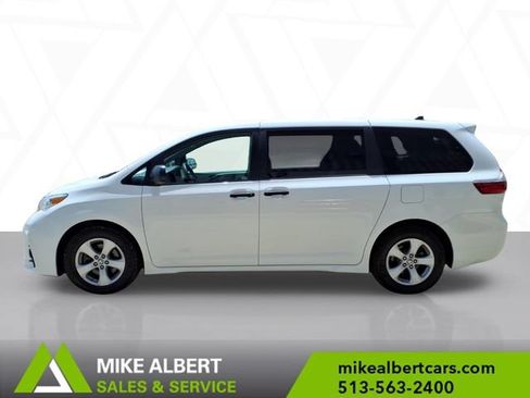 Used 2020 Toyota Sienna L FWD image 4