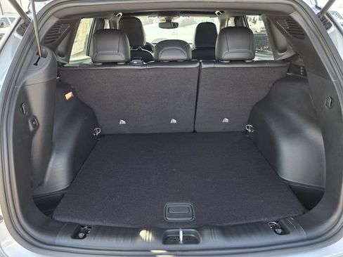 New 2026 Jeep Compass Limited image 11