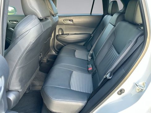 Used 2025 Toyota Corolla Cross AWD Hybrid w/ Convenience Package image 31