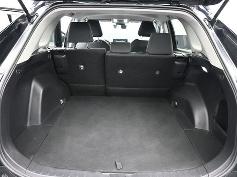 Certified 2022 Toyota RAV4 LE image 18