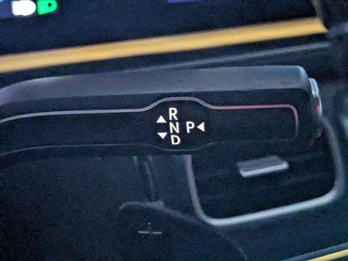 Used 2022 Mercedes-Benz GLE 350 4MATIC image 13