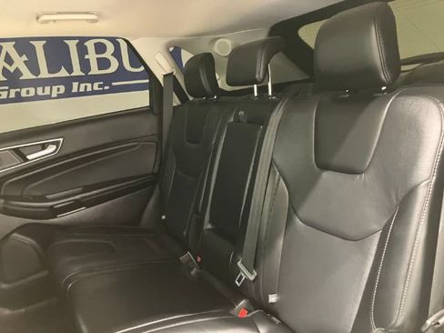 Used 2021 Ford Edge Titanium AWD/4WD image 47