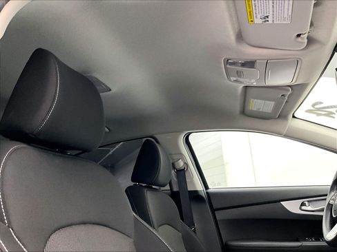 Used 2024 Kia Forte LXS w/ LXS Technology Package FWD image 28