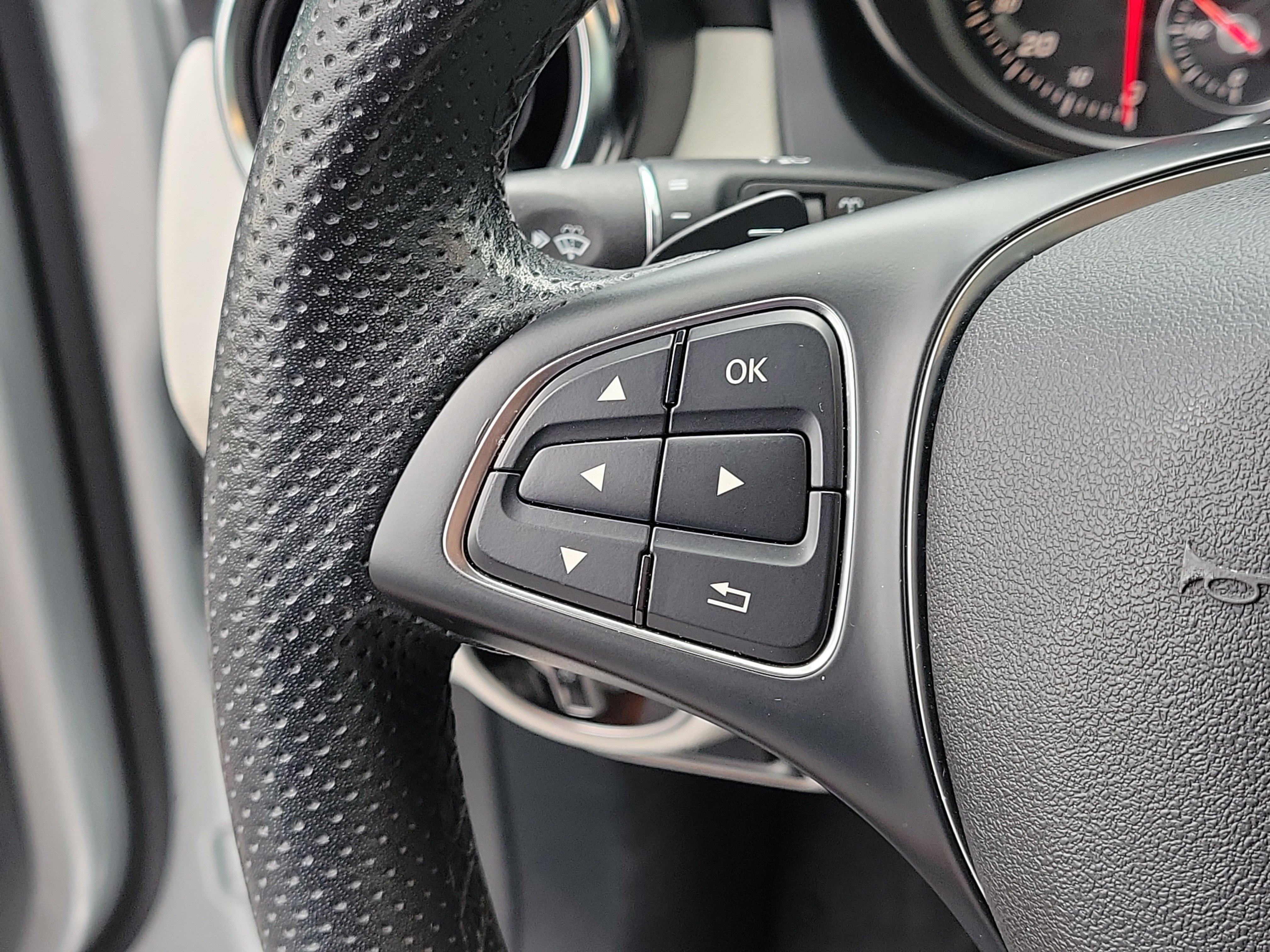 Used 2019 Mercedes-Benz GLA 250 image 30