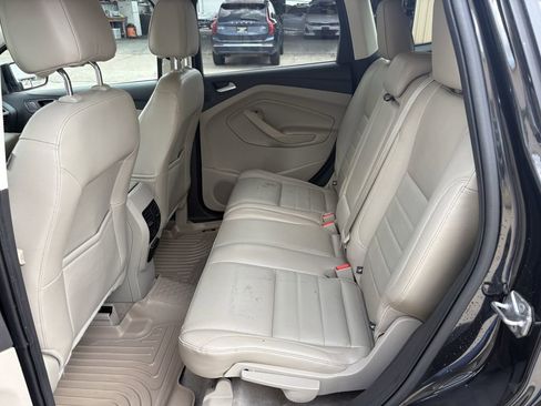 Used 2014 Ford Escape Titanium w/ Equipment Group 401A FWD image 22