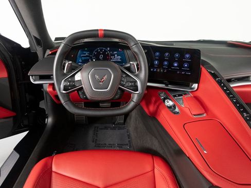 Used 2023 Chevrolet Corvette Stingray Premium Cpe w/ Z51 Performance Package RWD image 18