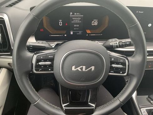 Used 2024 Kia Sorento S w/ Panoramic Sunroof Package FWD image 19