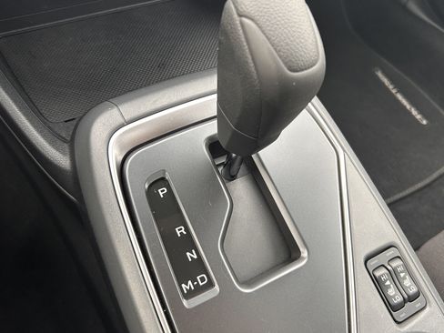 Used 2024 Subaru Crosstrek 2.0i Premium image 16