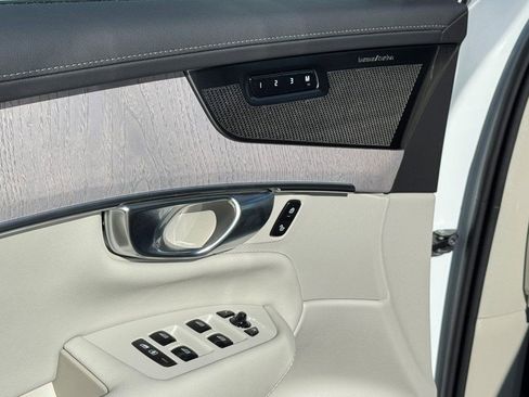 New 2026 Volvo XC90 B6 Ultra w/ Protection Package image 18