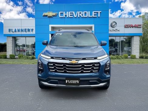 Certified 2025 Chevrolet Equinox LT w/ Convenience Package II AWD/4WD image 8