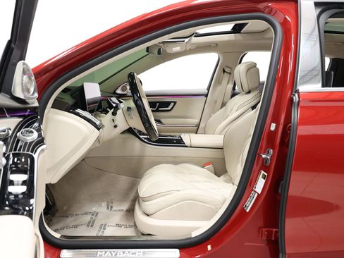 Used 2021 Mercedes-Benz Maybach S 580 4MATIC image 16